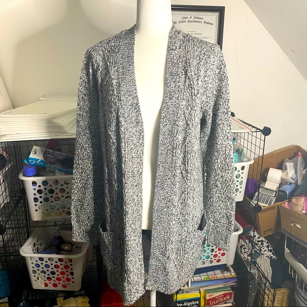 Faded glory knit cardigan with pockets smoke and pet friendly